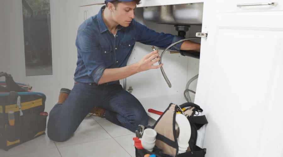 Expert burst pipe repair services in Streator, IL